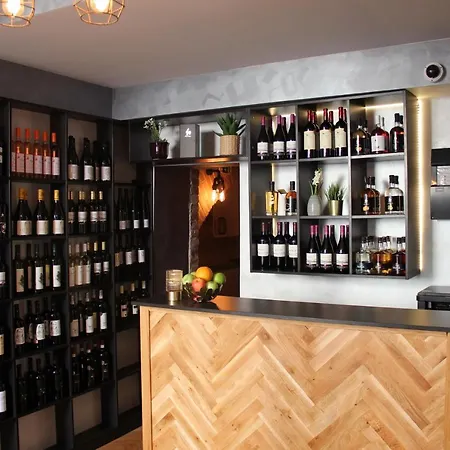 Urban Guest house 4*